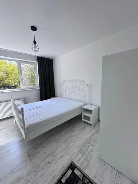 Pajura, metrou Jiului, Apartament 2 camere Centrala Proprie, et.2/3